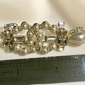 Luxury Pearl crystal Brooch